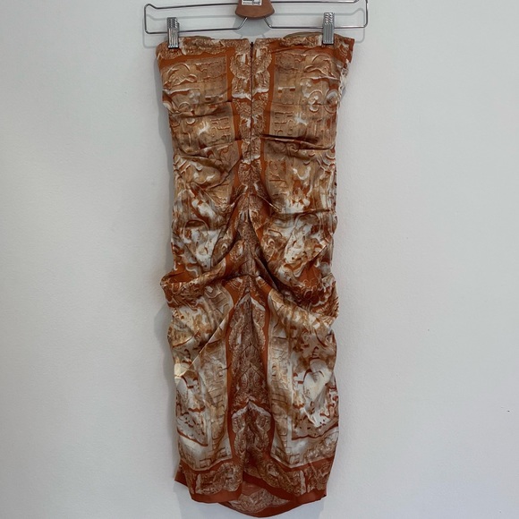 Nicole Miller Ruched Cocktail Dress - Picture 3 of 5